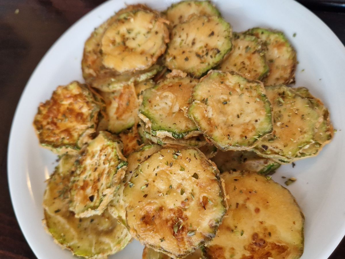 Kolokithakia tiganita - Fried zucchini