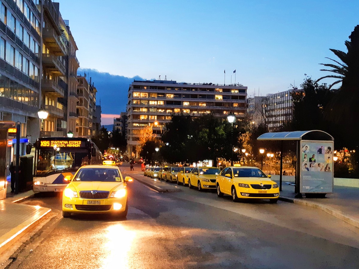 Taxis in Athens 