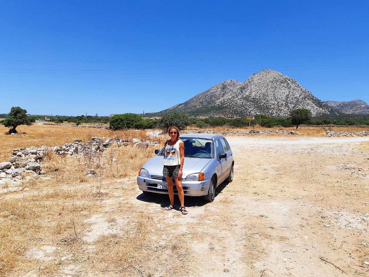Driving in Greece - Road rules and travel tips