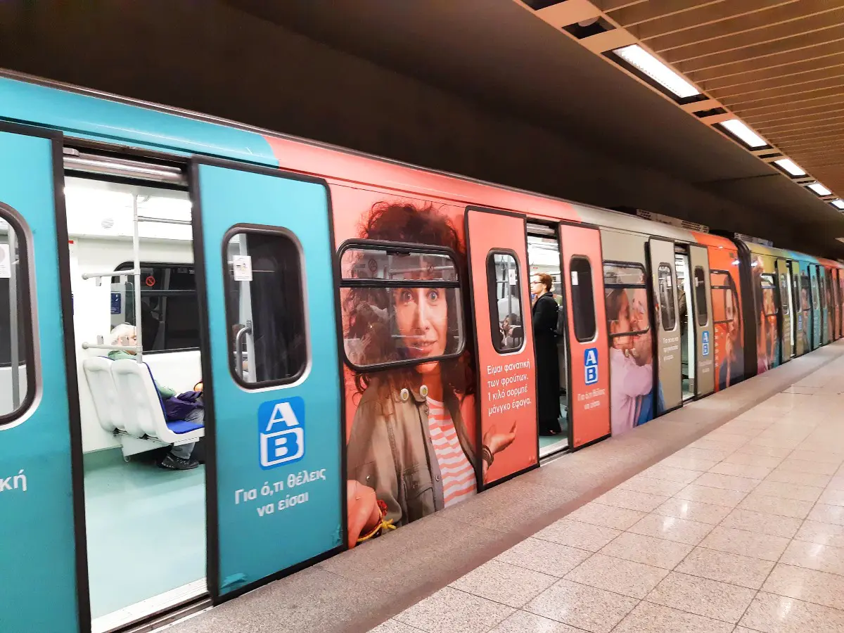 Getting to central Athens on the airport metro