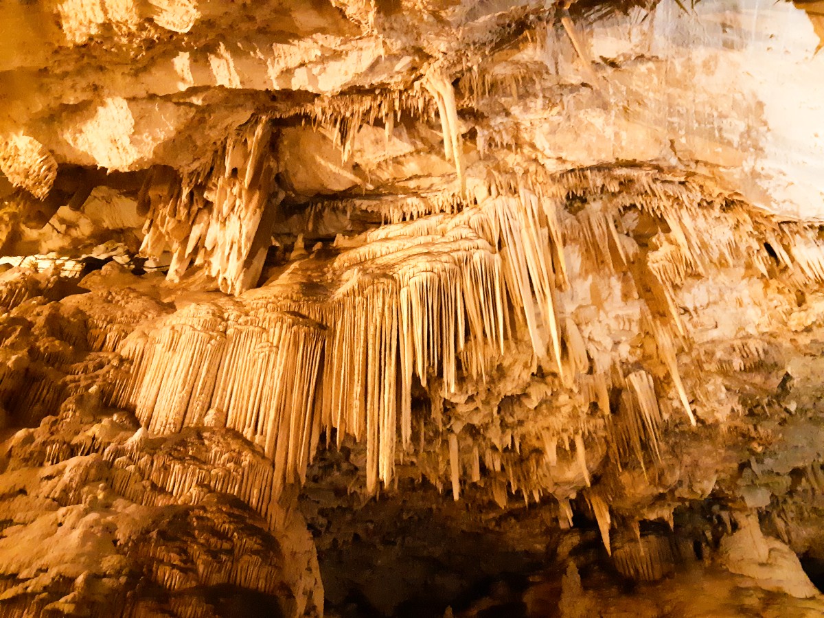 Visit Antiparos Cave 2021
