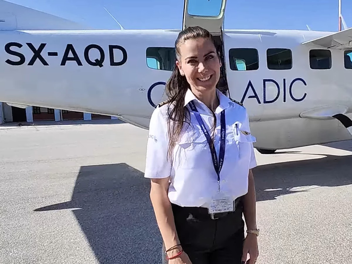Pilot Cycladic airlines