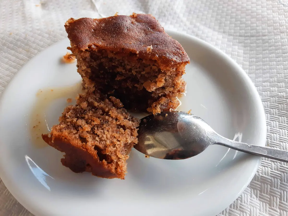 Karydopita Greek cake with walnuts