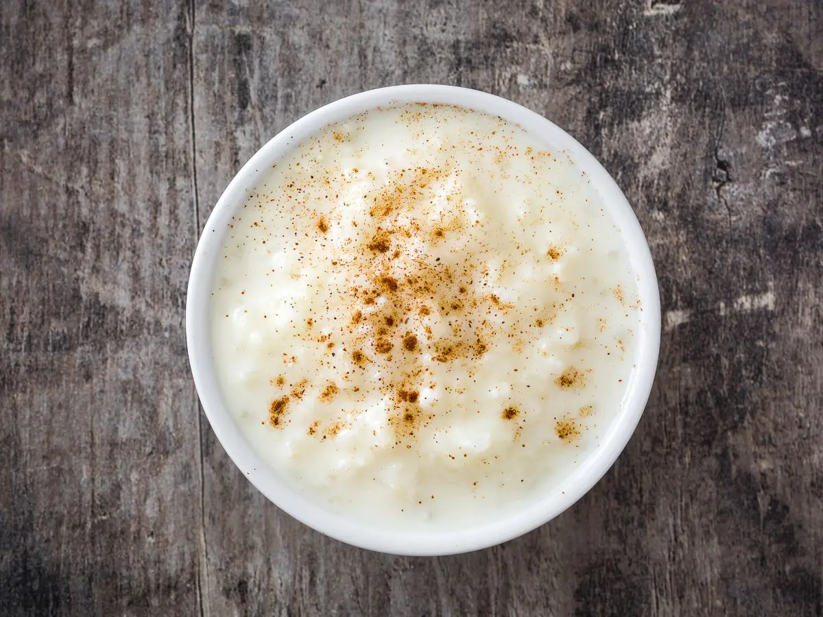 Rice pudding from Greece rizogalo