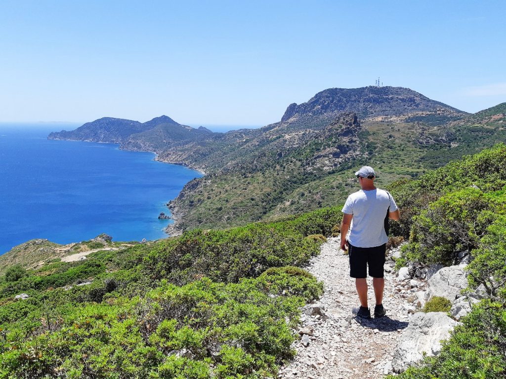 Reasons Why You Shouldn't Flush Toilet Paper In Greece