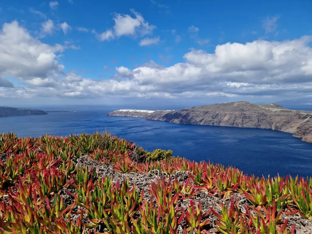 Visiting Santorini on a budget