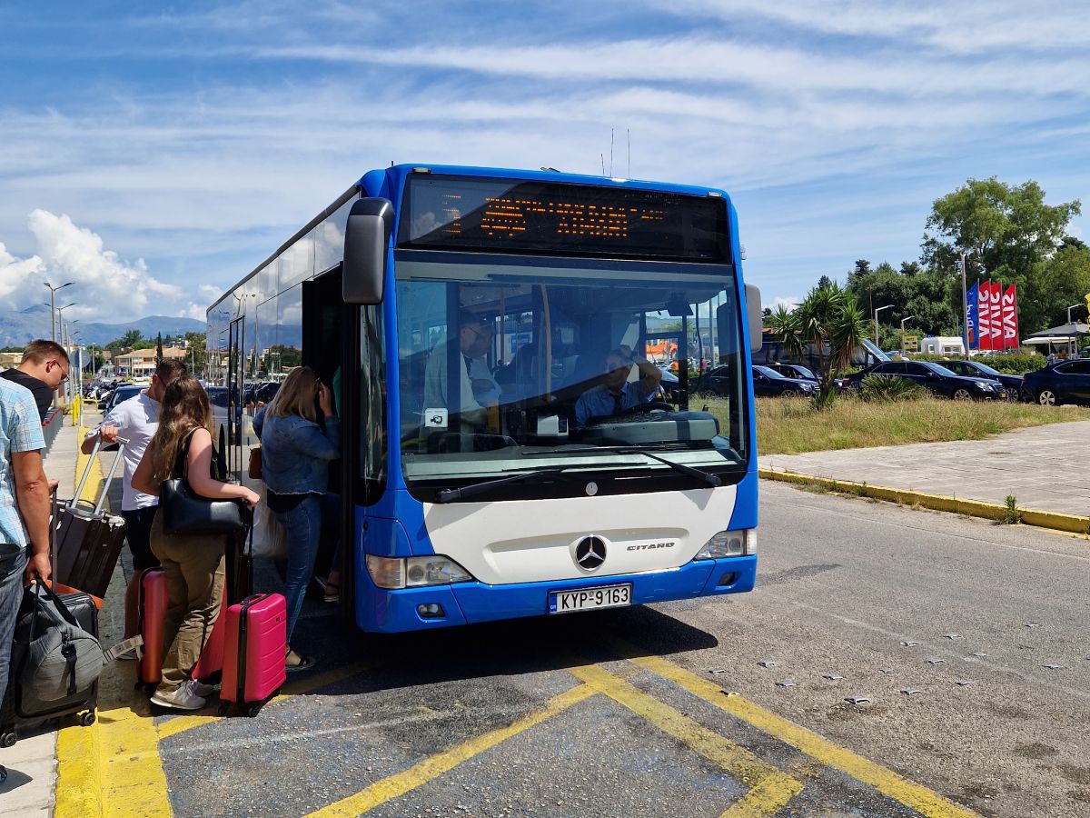 Corfu airport bus to Corfu town no 15