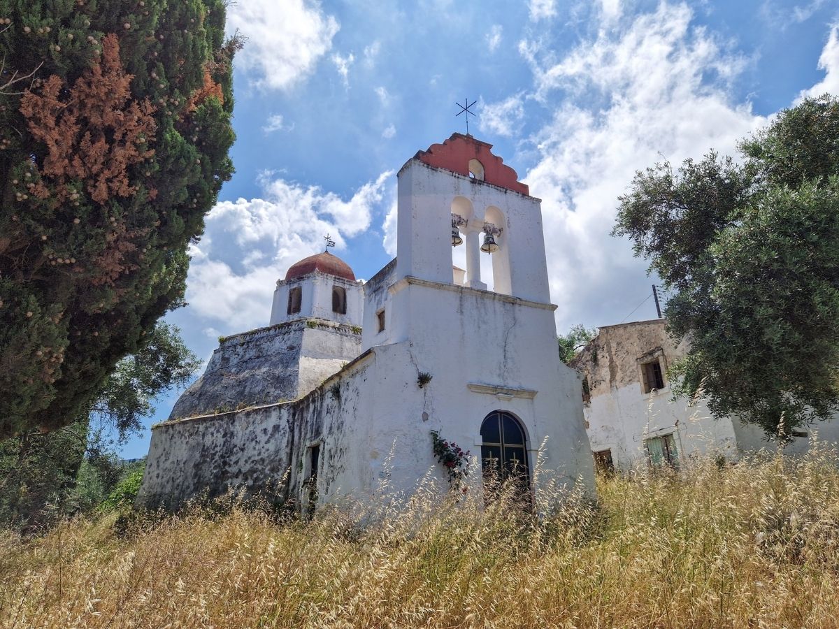A church in Corfu - Sightseeing is great in spring