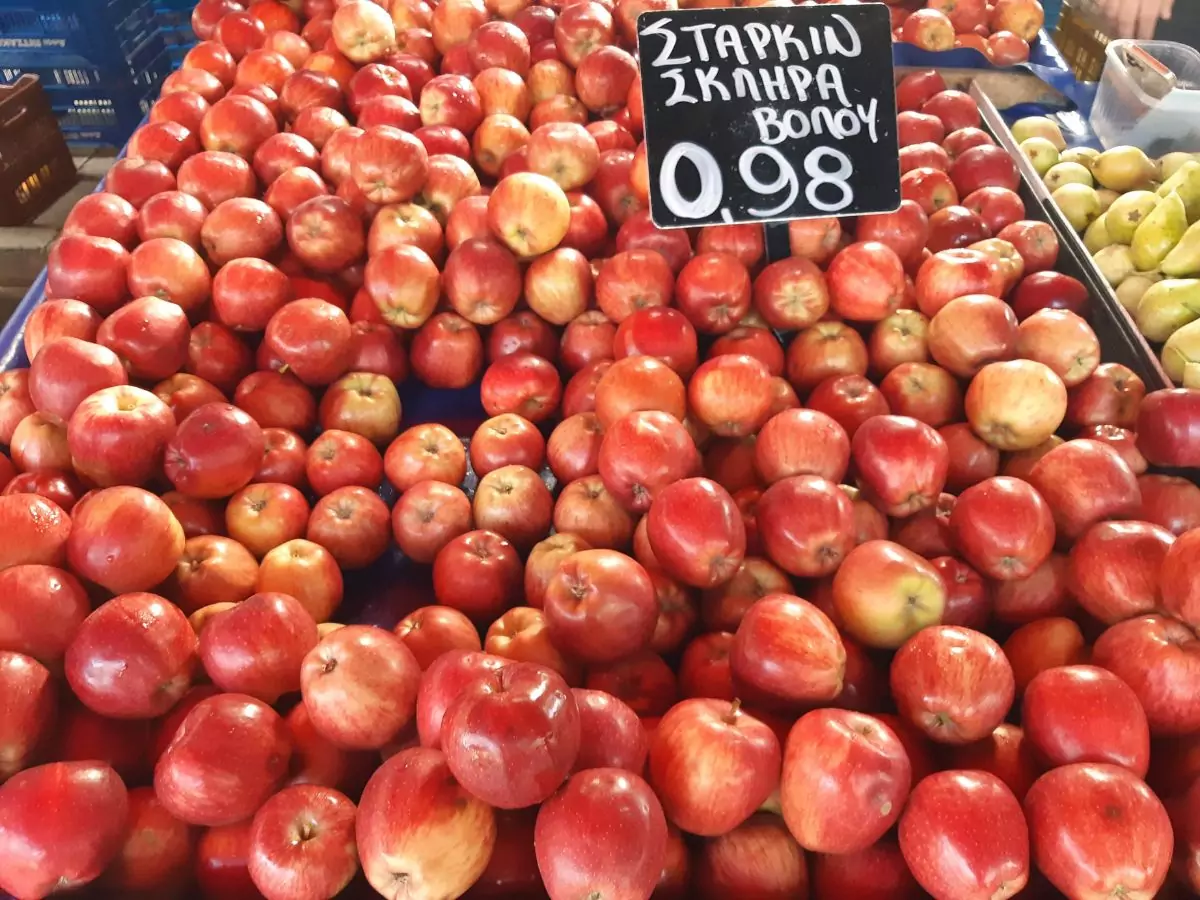 Card payments for street markets in Greece