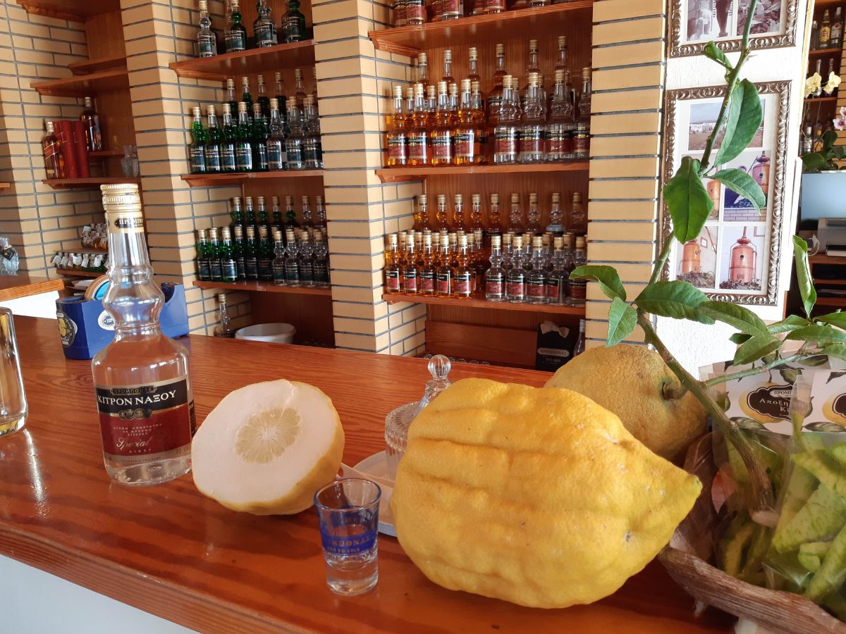 Naxos local liqueur kitron