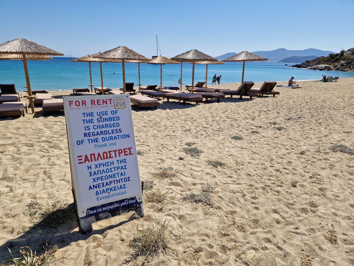 Agios Prokopios is a lively area to stay in Naxos