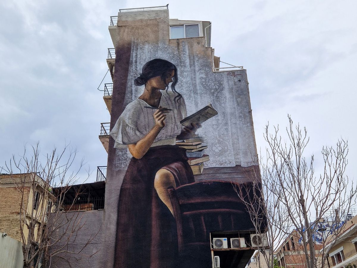 A mural in Metaxourgio Athens